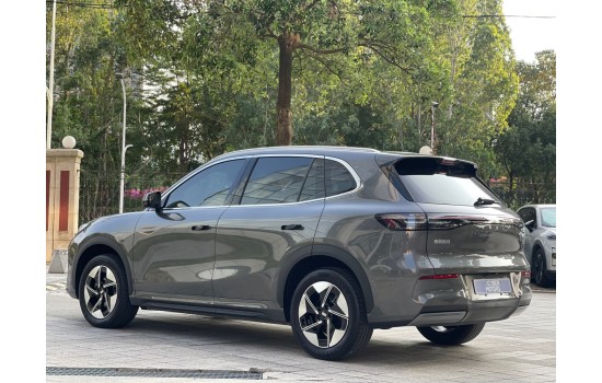 Geely Galaxy E5 2WD, 2025 (7), модель 2026 года, пробег 6,4 тысячи км